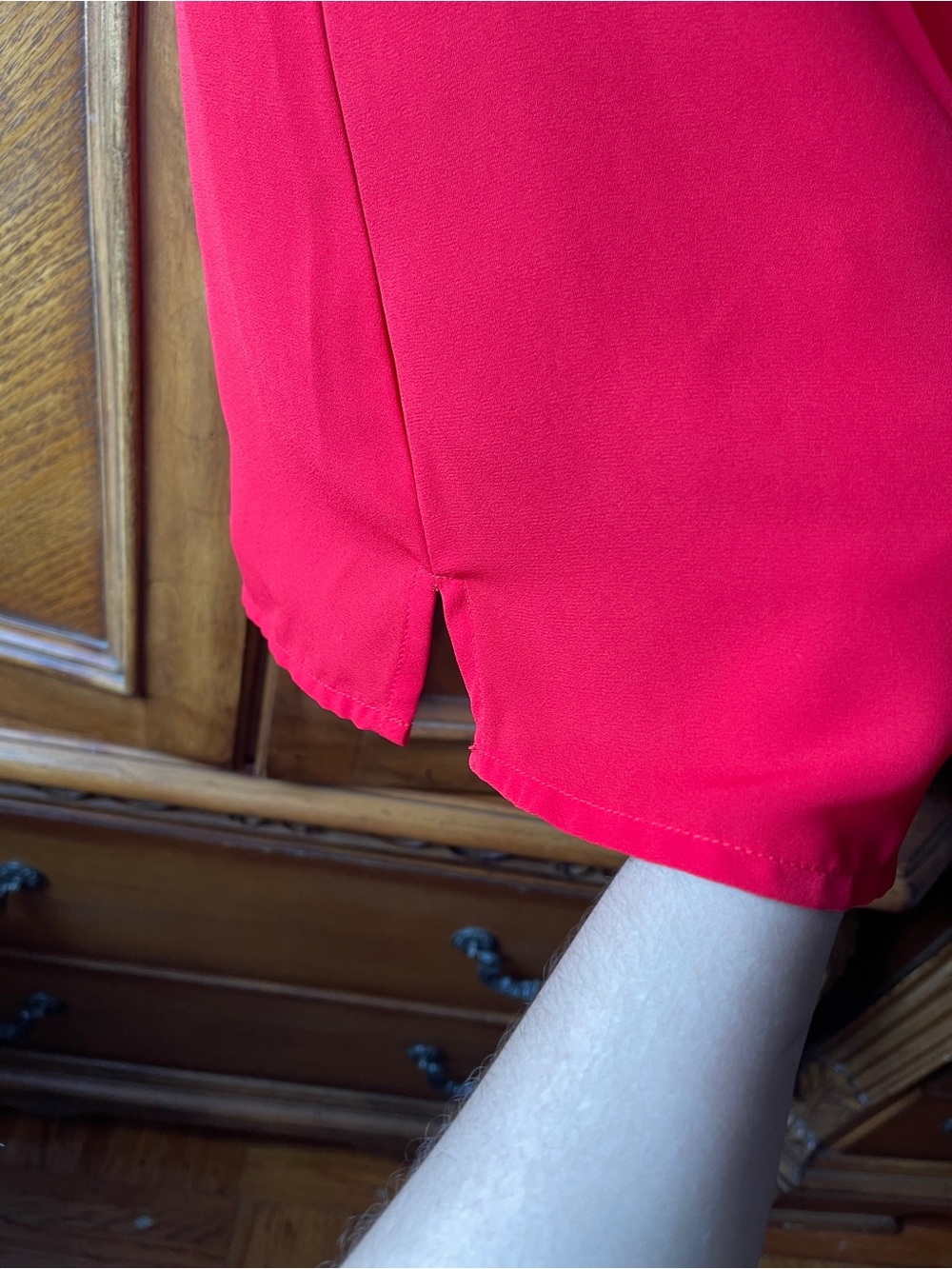Express Red V-Neck Flutter Sleeve Blouse - Picture 4 of 6